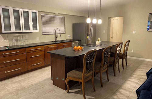 Casas Adobes House | Charming 4-bedroom house with AC, WiFi, and play areas in pleasant Tucson