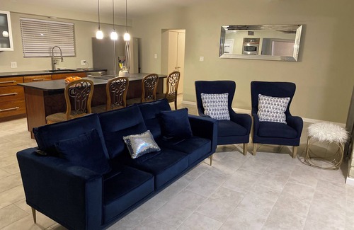 Casas Adobes House | Charming 4-bedroom house with AC, WiFi, and play areas in pleasant Tucson