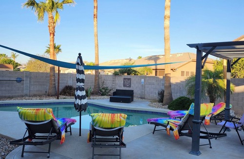 Mountain Vista Ranch House | Charming 4-bedroom pet friendly oasis with WiFi, AC in peaceful Surprise.