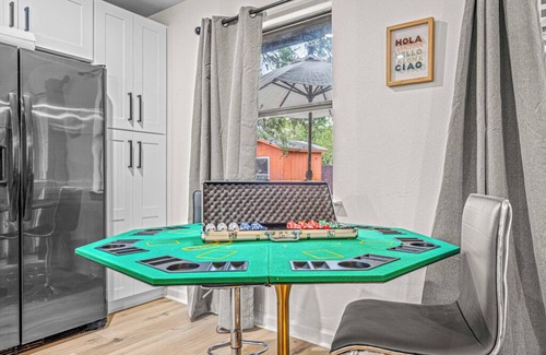 Wetmore House | Charming! 4 beds, 2 bath, Hot tub and fitness rooms, Sleeps 13