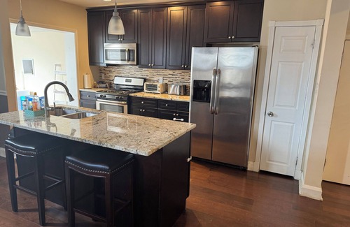 West Arlington House | Charming 4 Br 2Ba Duplex