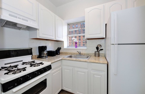 Garment District Apartment | Charming 4BR Apartment Close to Times Square!