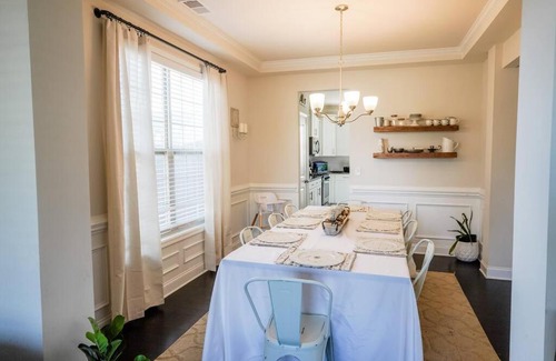 Powdersville House | Charming 5 Bedroom spacious Home (sleeps 12-14)