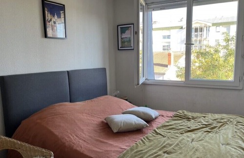 Victor Hugo - Saint-Augustin Apartment | Charming 60m² with balcony in Bordeaux