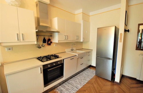 Santa Maria Maggiore Apartment | Charming apartment in a stately villa a stone's throw from the center