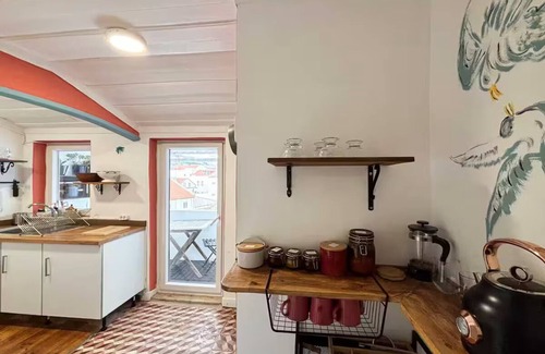 Perofilho Apartment | Charming Apartment with River Views & Sunny Terraces near Lisbon