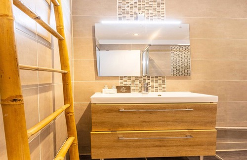 Quartier Sainte-Marguerite Apartment | Charming Apartment - 2BR/6P - Bastille