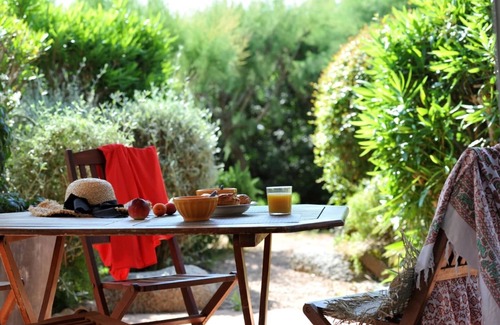 Lecci Apartment | Charming apartment 70m from the beach of St Cypien