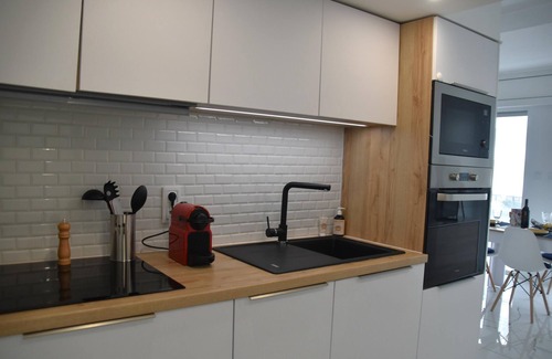 Santa Margarida Apartment | Charming apartment for rent in Roses, Costa Brava! 0 meters from the beach.