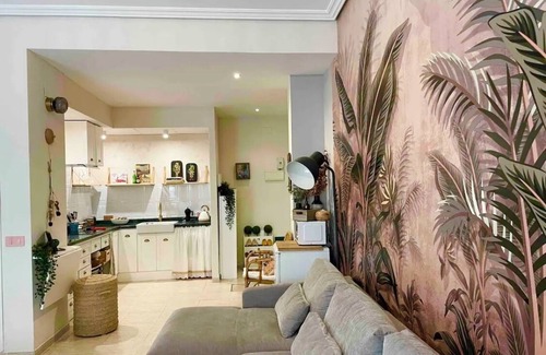 Santa Catalina Apartment | Charming apartment in awesome Sevilla with AC, WiFi