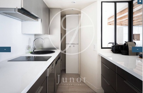 Saint-Thomas-d'Aquin Apartment | Charming apartment in Saint-Germain des Près