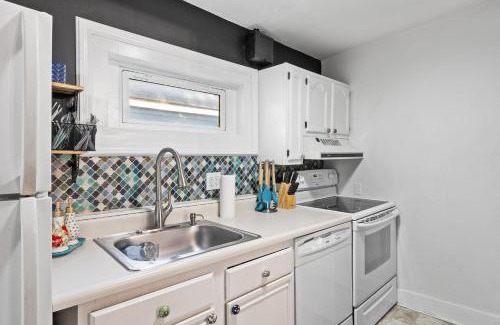 Clifton Apartment | Charming Apartment in bustling Clifton & Crescent Hill