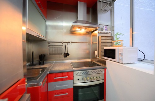 Ibiza Apartment | Charming Apartment with Private Patio in the Heart of Madrid, In Front of Retiro Park MPE51