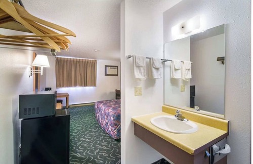 Medora Bed & Breakfast | Charming B&B Actual driving 30 MILES FROM MEDORA AND TEDDY ROOSEVELT PARK