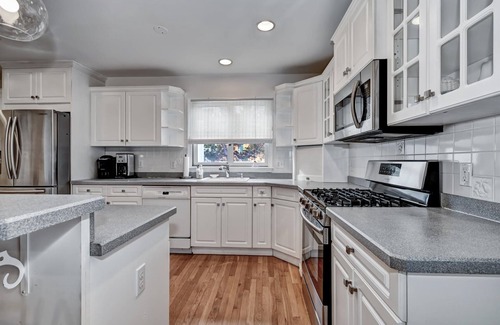 Normandy Beach House | Charming Beach Block Mantoloking Home