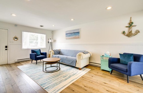 Beach Haven West House | Charming Beach Haven West Home 1 Mi to Beach!