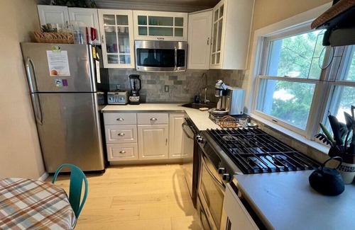 Manasquan Cottage | Charming Beach House – Just 1.5 Blocks from the Beach