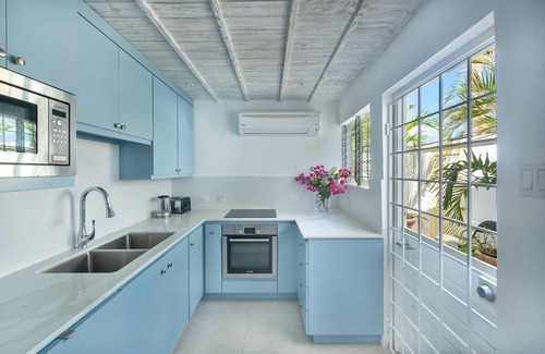 Mullins Villa | Charming Beachfront Villa - Sunset Reach