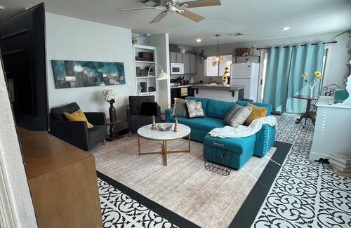 Deer Valley House | Charming bedroom in a house with WiFi, AC, & more in welcoming Phoenix!
