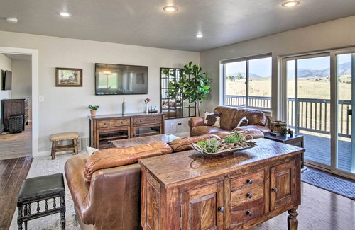 Belgrade House | Charming Belgrade Home w/ Deck & Game Room!