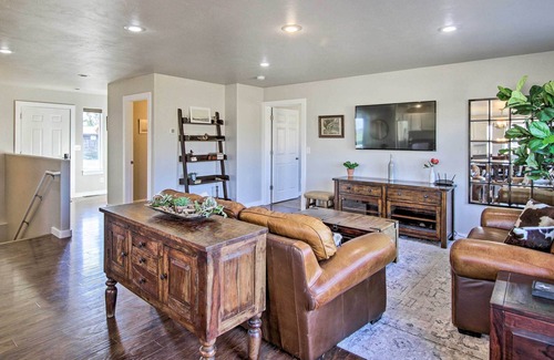 Belgrade House | Charming Belgrade Home w/ Deck & Game Room!