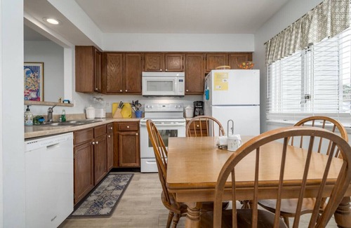 Frankford Villa | Charming Bethany Beach Getaway Pickle Ball