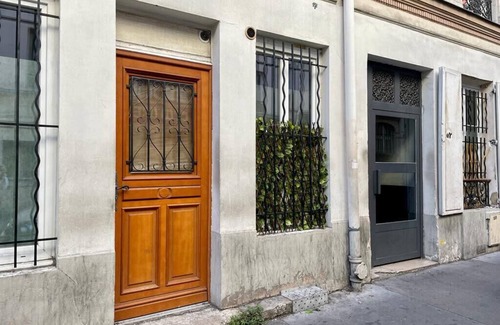 Quartier de la Goutte-d'Or Apartment | Charming bright studio near Montmartre