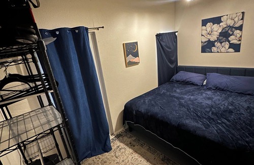 Elmo House | Charming building with 1 bedroom and AC, WiFi in superb Kaufman