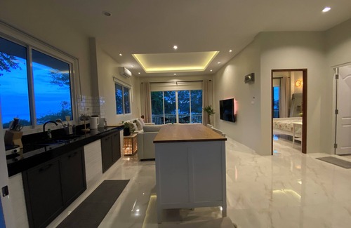 Talat Nuea House | Charming bungalow with WiFi and AC in serene Ao Yon Bay , Cape Panwa Phuket