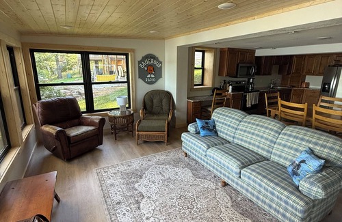 Clear Lake Cabin | Charming cabin getaway just 1 hour from MPLS