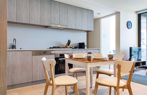 Adelaide Central Business District Apartment | Charming/Central Apartment Home/RundleMall