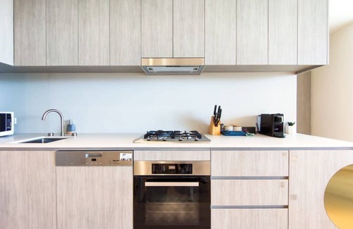 Adelaide Central Business District Apartment | Charming/Central Apartment Home/RundleMall