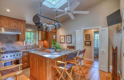 Country Club Estates Cottage | Charming Coastal Cottage in Rehoboth Beach – Private, Serene, Perfect for Summer