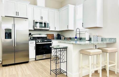 Southeast Pensacola Cottage | Charming Coastal Cottage near Downtown Pensacola