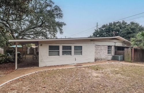 Biloxi House | Charming Coastal Retreat in West Biloxi!