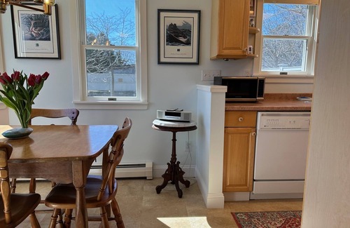 Orrs Island House | Charming, comfortable 2 Bedroom, One Bath, home, gorgeous views of Lowell's Cove-A great homeba.