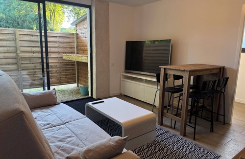 Jurancon Apartment | Charming cottage 5 minutes from Pau