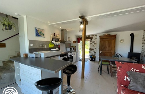 Beaufou Cottage | Charming Cottage in Beaufou with Private Terrace