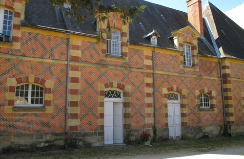 Trevol Cottage | Charming cottage with WiFi near Moulins for 6 guests