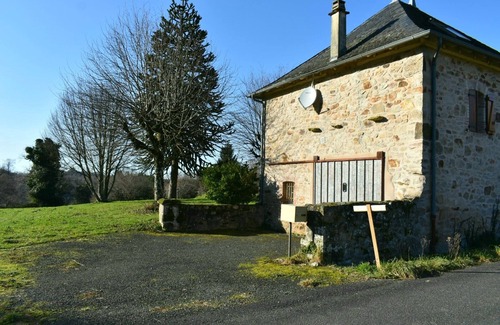 Gimel-les-Cascades House | Charming country house