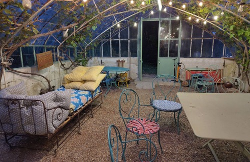 La Roquette House | Charming country house with greenhouse