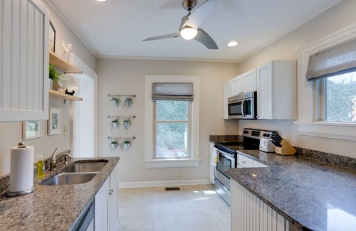 Dayton House | Charming Dayton Home: Walk to River + Downtown!