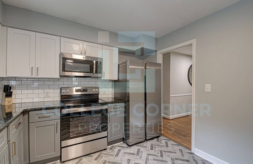 Winston - Salem House | Charming Demon Deacon Themed 4-bedroom house in Winston-Salem