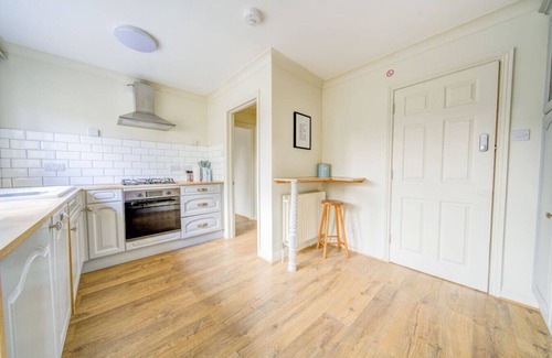 New Forest District House | Charming family escape near Calshot Beach & New Forest