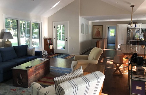 Skaneateles House | Charming, family-friendly lakefront house