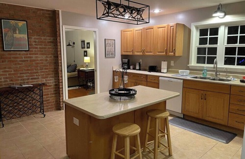 Mount Jackson Other | Charming FarmHouse with animal meet&greet