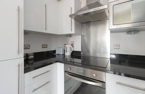 Canning Town South Apartment | Charming flat, very close to O2/ExCel/Canary Wharf