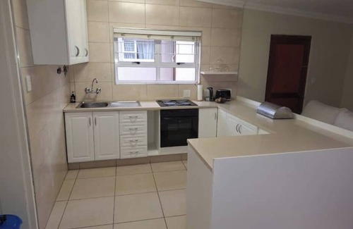 Greater Johannesburg Metropolitan Area Cottage | Charming Garden Cottage