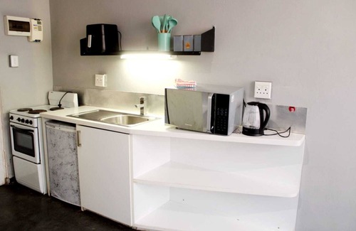 Downtown Johannesburg Apartment | Charming gataway in Maboneng