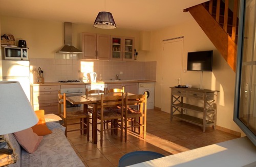 Calviac-en-Perigord Cottage | Charming gîte with swimming pool in a wooded area near Sarlat